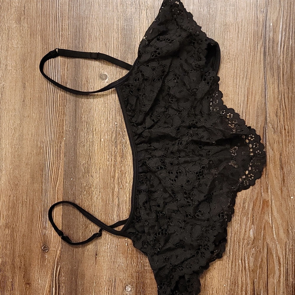 Victoria's Secret Black Bralette - Medium